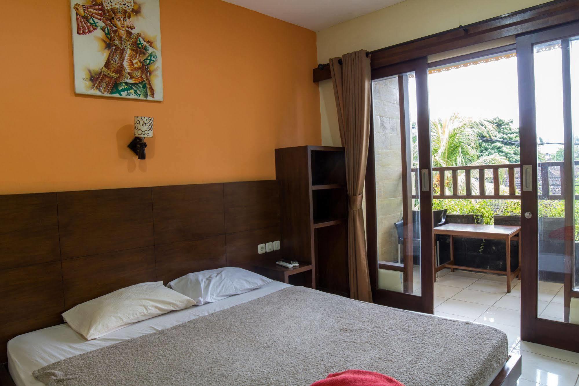 Beneyasa 2 Hostel Kuta (Bali)